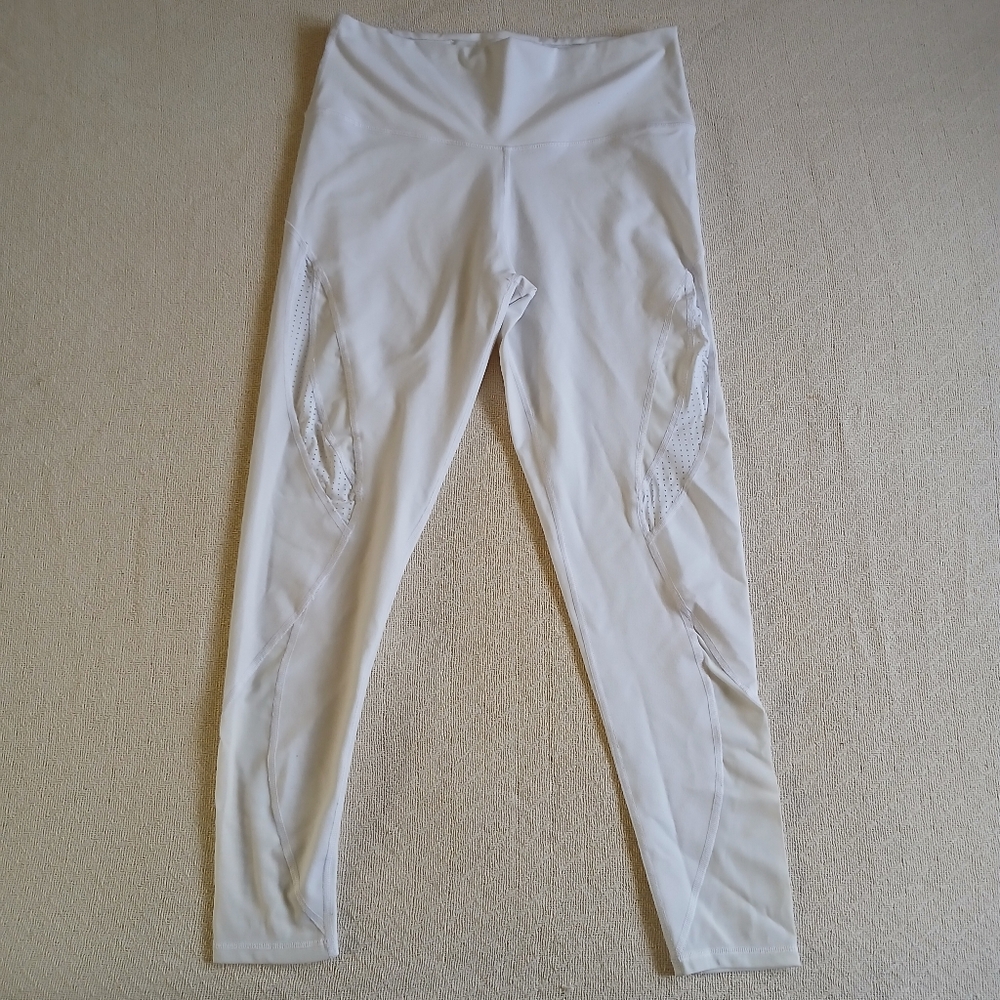 aerie ♡ chill. play. move white leggings large active